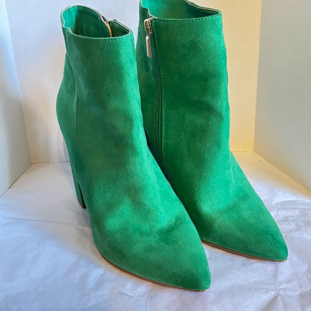 Women s Almond Toe Chunky High Heels Ankle Boots Emerald Green Faux Suede 7.5